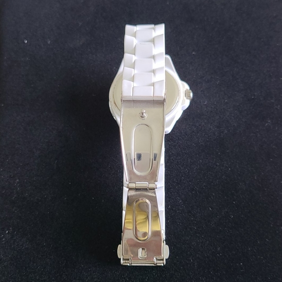 White Watch - Picture 5 of 6